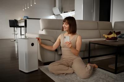 woman-near-air-heater