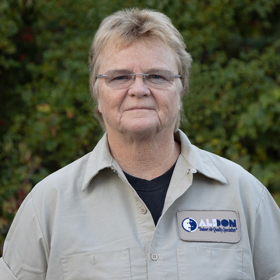 Team Member Lisa