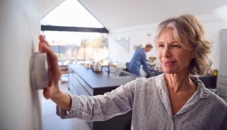 Stay Warm, Save Big: Simple Tips to Cut Your Heating Bills This Winter