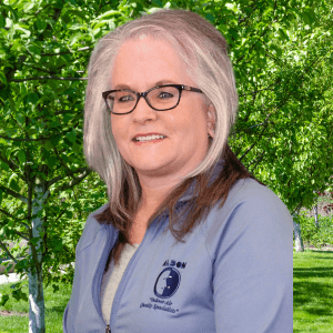 Team Member Leslie